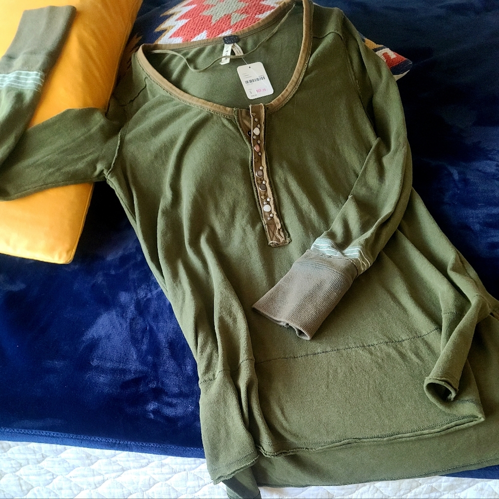 FREE PEOPLE VINTAGE STUDDED LONG HENLEY NWT